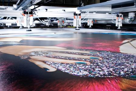 Users of the HP Scitex FB7600 Industrial Press can benifit from the new HP FB225 Scitex Ink